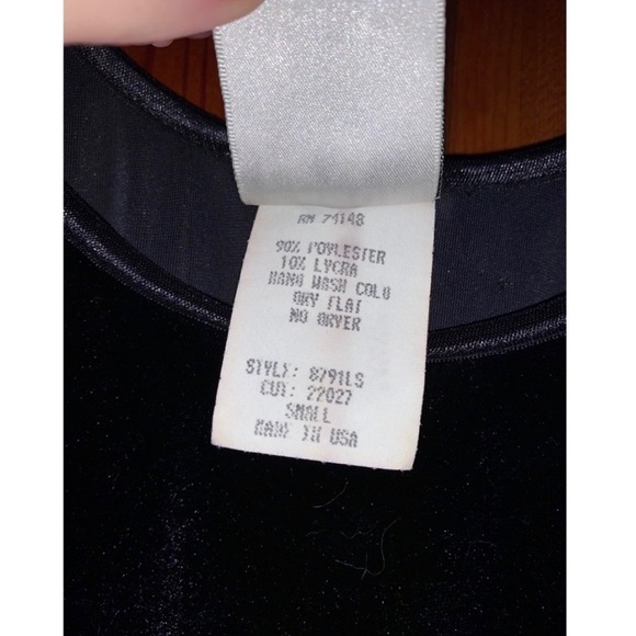 Black Velvet Dress - Picture 4 of 4